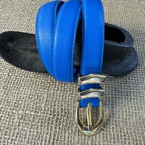 Vintage women’s designer, Glorious, blue dress trouser belt S 26-30 in.